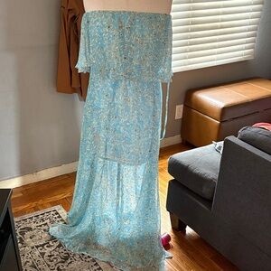 Aakaa Off-Shoulder Light Blue Floral Maxi Dress